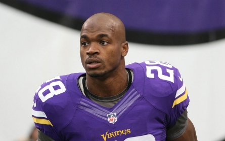 NFL player Adrian Peterson's 2-year-old son dies after assault