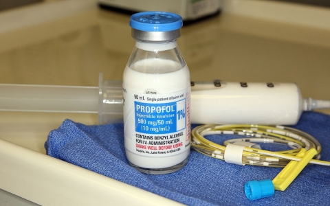 Propofol injections executions