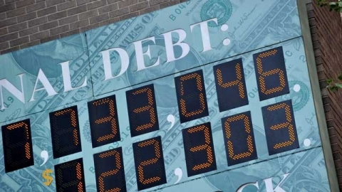 Thumbnail image for Deal or no deal, US debt problems linger