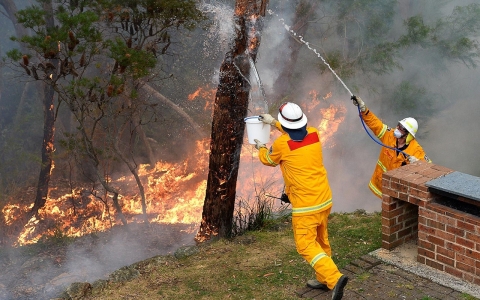 Thumbnail image for Photos: Australia wildfires continue to burn