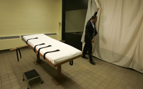 Thumbnail image for Ohio to use untested execution drugs combination