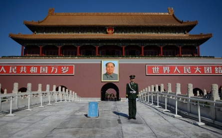 China searches for suspects after car crash in Tiananmen Square