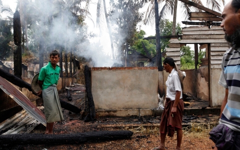 Thumbnail image for Deadly sectarian violence hits Myanmar