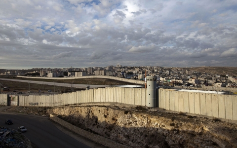 Thumbnail image for Israel reportedly proposes separation wall as Palestinian border