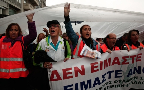 Thumbnail image for Thousands of workers in Greece strike to protest austerity