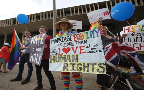 Thumbnail image for Hawaii edges closer to legalizing same-sex marriage