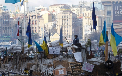 Thumbnail image for Ukrainian president suspends Kiev city officials to appease protesters