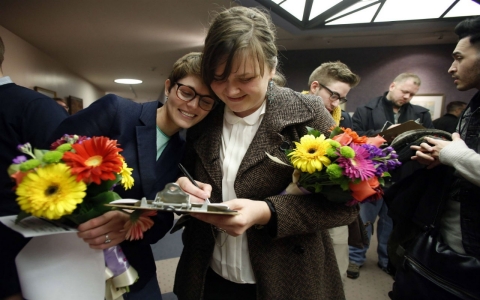 Thumbnail image for Federal judge rejects stay on Utah gay marriages as state appeals move