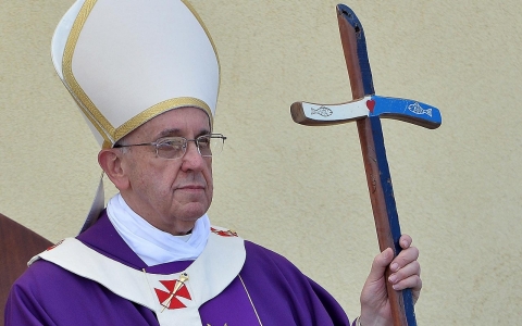 Thumbnail image for Pope Francis a rock star among Catholics on inequality, but …