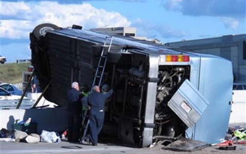 Thumbnail image for Driver in deadly Indiana bus crash says brakes failed