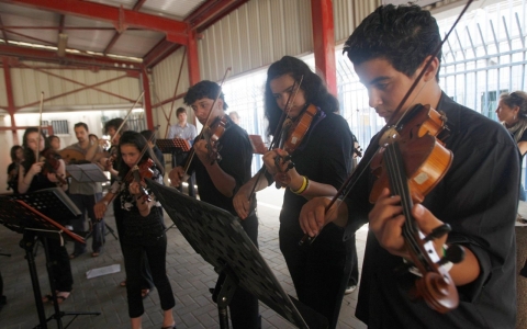 Thumbnail image for Over the wall to play Beethoven in Jerusalem