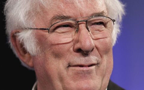 Thumbnail image for Leading Irish poet Seamus Heaney dies