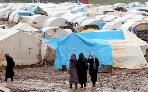 syria-ac-refugee-camp