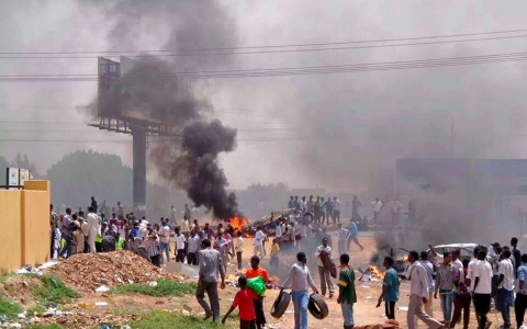 Thumbnail image for Rights groups accuse Sudan police of 'shooting to kill' during protests