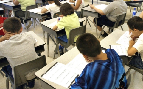 Thumbnail image for Parents spurn standardized tests in small, growing trend