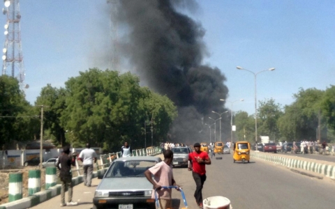 Thumbnail image for Deadly car bomb explodes near Nigeria military post