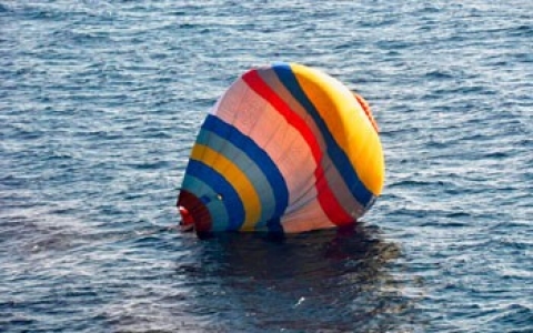 Thumbnail image for Chinese man lands hot air balloon near disputed islands