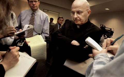 Thumbnail image for Chicago archdiocese papers reveal decades of sexual abuse cover-up