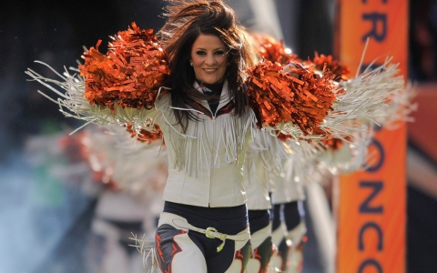 Thumbnail image for NFL cheerleaders admit their work ‘doesn’t pay the bills’ but love it