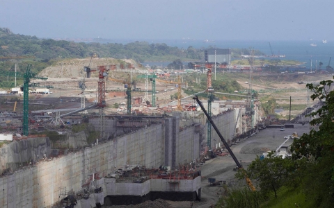 Thumbnail image for Panama Canal expansion threatened by dispute over costs