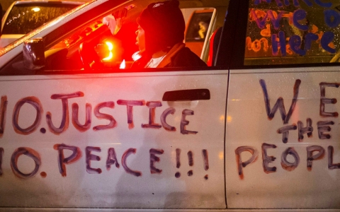 Thumbnail image for FBI sends in reinforcements ahead of Ferguson grand jury announcement 