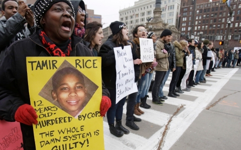 Thumbnail image for Cleveland residents doubtful cop who shot 12-year-old will be indicted