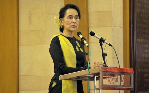 Aung San Suu Kyi elections