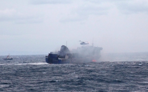 Thumbnail image for Hundreds rescued from burning Greek ferry