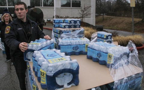 Thumbnail image for West Virginians still don’t trust their water, a month after spill