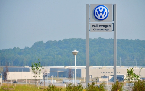 Thumbnail image for Tenn. lawmaker steps up anti-union rhetoric in Volkswagen vote