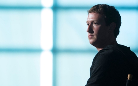 Zuckerberg calls Obama to voice frustration over NSA