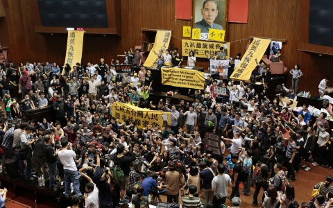 Thumbnail image for Taiwan students occupy Legislature to protest China trade deal