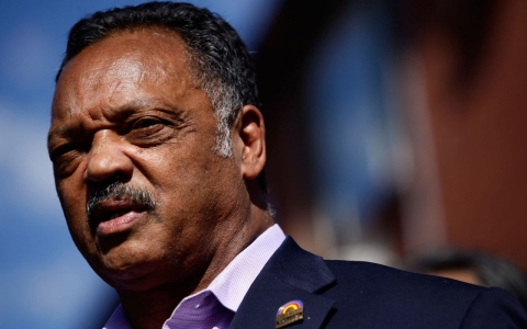 Thumbnail image for Jesse Jackson takes on tech's lack of diversity