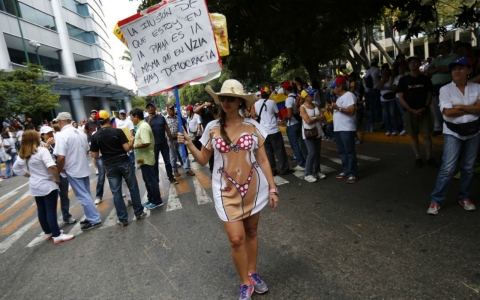 Thumbnail image for Venezuela protests continue, despite Carnival holiday