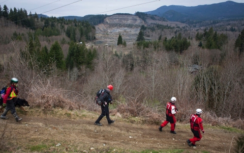 Thumbnail image for Experts say red flags evident before deadly Wash. mudslide