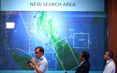 Thumbnail image for Vietnam scrambles helicopters in search for missing Malaysian airliner