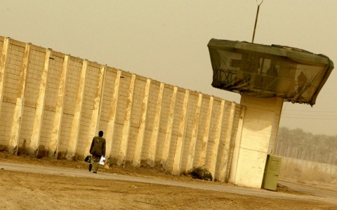 Thumbnail image for Abu Ghraib closes, bitter memories of torture remain