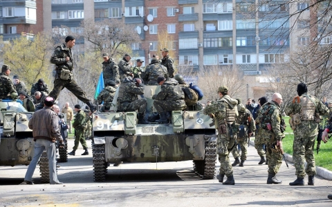 Thumbnail image for Pro-Russia rebels claim army defections, tank seizures in Eastern Ukraine