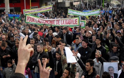 Thumbnail image for Algerian forces clash with Amazigh activists in wake of elections