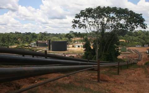 Thumbnail image for Indigenous tribe occupies Peru’s biggest oil facility, cutting output 