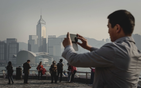 Thumbnail image for Row over urinating toddler reveals rift between Hong Kong, mainland China