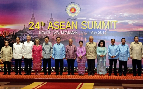 Thumbnail image for South China Sea tensions top Asian summit