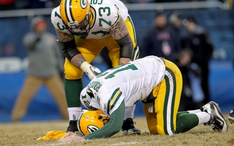 Thumbnail image for NFL agrees to eliminate cap on player payments in concussion suit