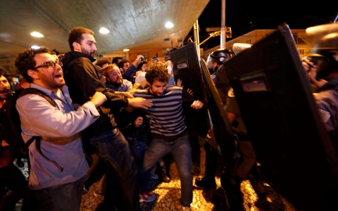 Thumbnail image for Brazil subway workers’ strike continues despite court ruling