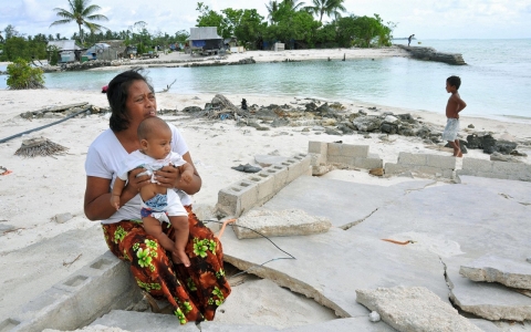 Thumbnail image for Plagued by sea-level rise, Kiribati buys land in Fiji