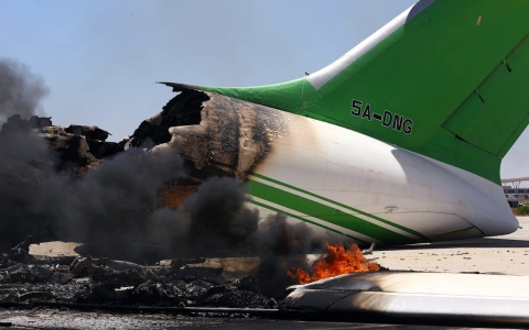 Thumbnail image for Battle for control of Libyan airport reignites as cease-fire efforts fail