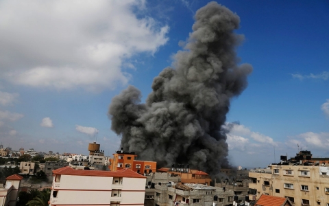 Thumbnail image for Are war crimes being committed in Gaza?