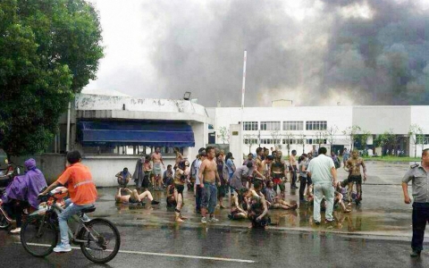 Thumbnail image for Blast at China factory kills at least 68