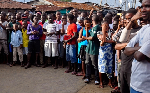 Thumbnail image for Violence erupts in Liberia; American doctor recovers