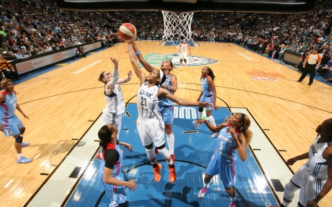 Thumbnail image for WNBA: Hoop skills not enough for women’s teams